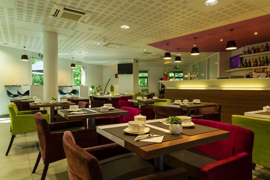 The Originals Boutique Hotel Restaurant Saint James, Montaigu-Vendee Facilități foto